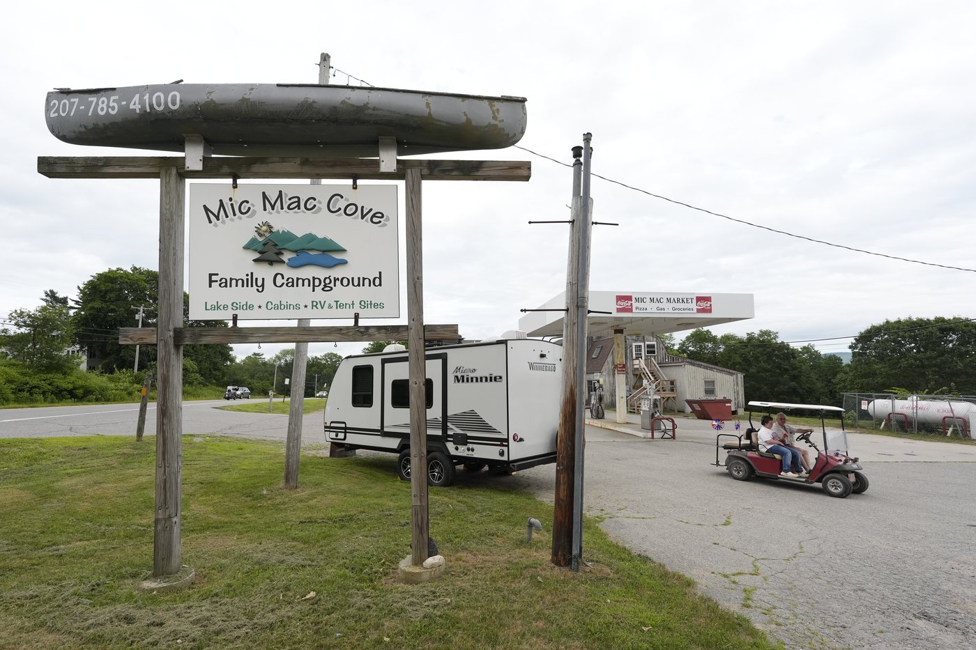 Prosecutors seek to try 17-year-old as an adult in Maine paddleboarder's death | iNFOnews.ca