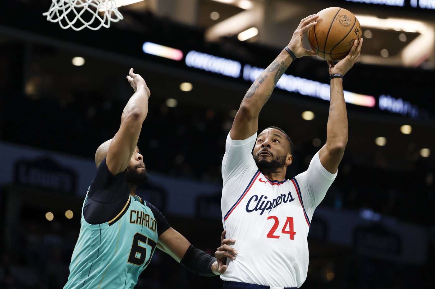 Powell, Leonard help Clippers pull away from Hornets late for 112-104 victory | iNFOnews.ca