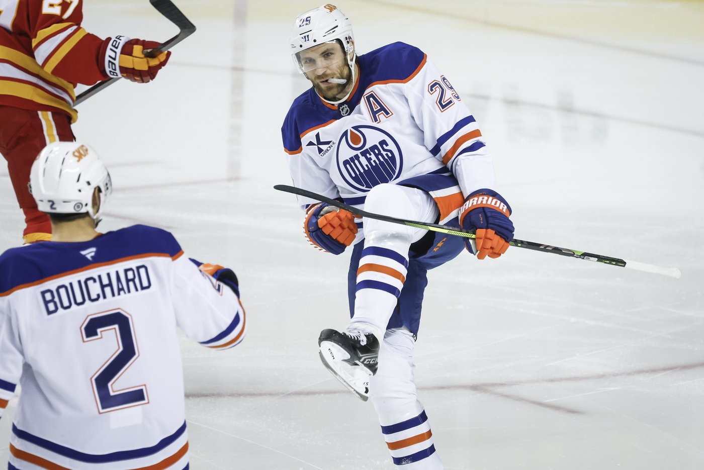 Leon Draisaitl filling the void left by injured Oilers' captain Connor McDavid | iNFOnews.ca