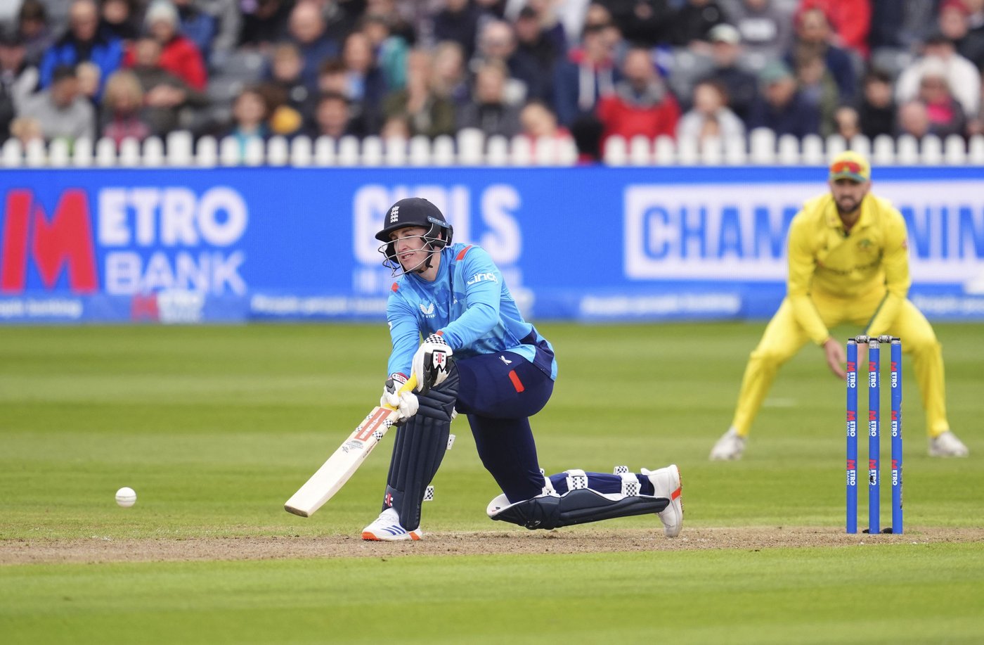 Australia clinches one-day cricket series 3-2 after rain arrives too late for England | iNFOnews.ca Australia clinches one-day cricket series 3-2 after rain arrives too late for England | iNFOnews.ca