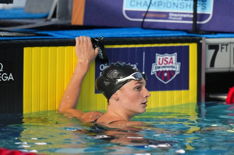 Canadian world record holder McIntosh misses 400m freestyle final at Pan Pacifics | iNFOnews.ca
