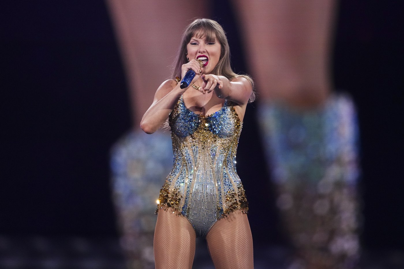 PHOTO COLLECTION: Taylor Swift "The Eras Tour" | iNFOnews.ca
