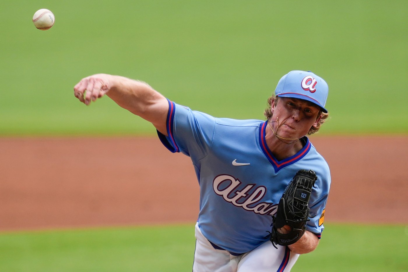 Braves option rookie Owen Murphy to minors and add Elieser Hernández with an eye on trade deadline | iNFOnews.ca