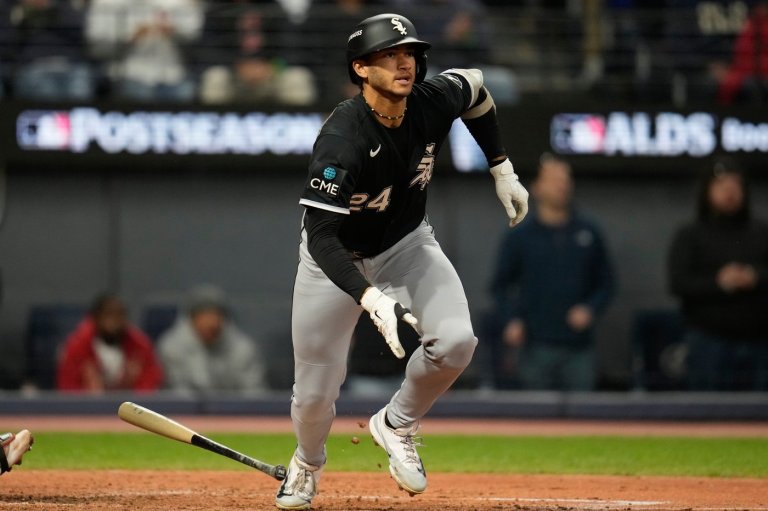 White Sox surge past Guardians 4-3 to take 2-0 lead in ALDS and move within 1 win of ALCS | iNFOnews.ca