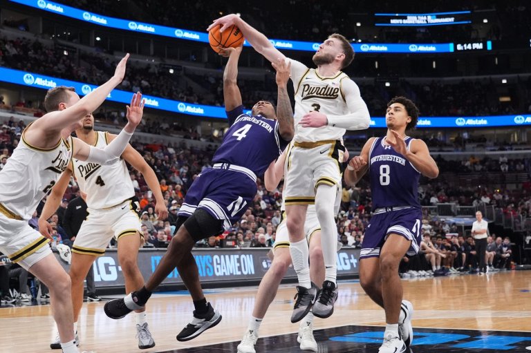 Purdue guard Braden Smith moves closer to Bobby Hurley for NCAA career assists record | iNFOnews.ca