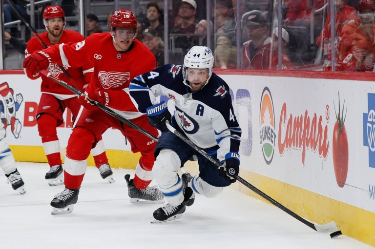 Winnipeg Jets defenceman Josh Morrissey listed as day-to-day with upper-body injury | iNFOnews.ca