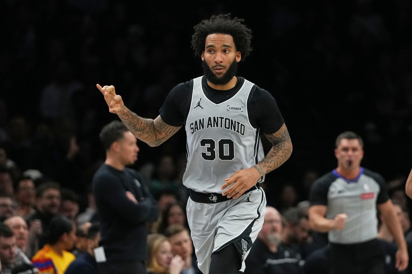 Julian Champagnie scores 26 and Spurs cruise to 11th straight win, 126-110 over Nets | iNFOnews.ca Julian Champagnie scores 26 and Spurs cruise to 11th straight win, 126-110 over Nets | iNFOnews.ca