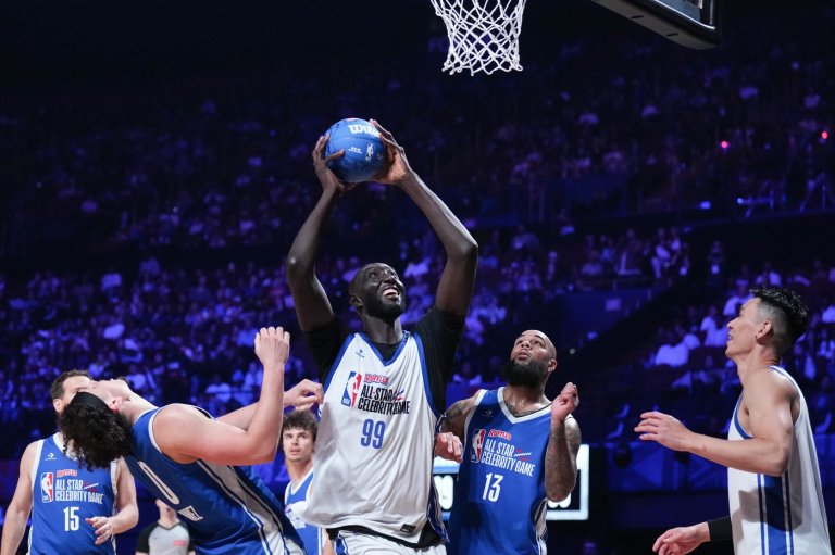 Sixers invite former NBA center Tacko Fall, guard Jameer Nelson Jr. to training camp | iNFOnews.ca