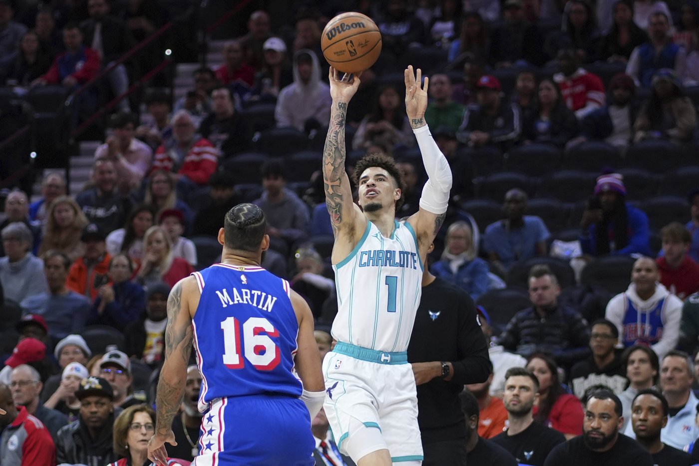 Jared McCain and Guerschon Yabusele lead the 76ers to 107-105 OT win over the Hornets | iNFOnews.ca