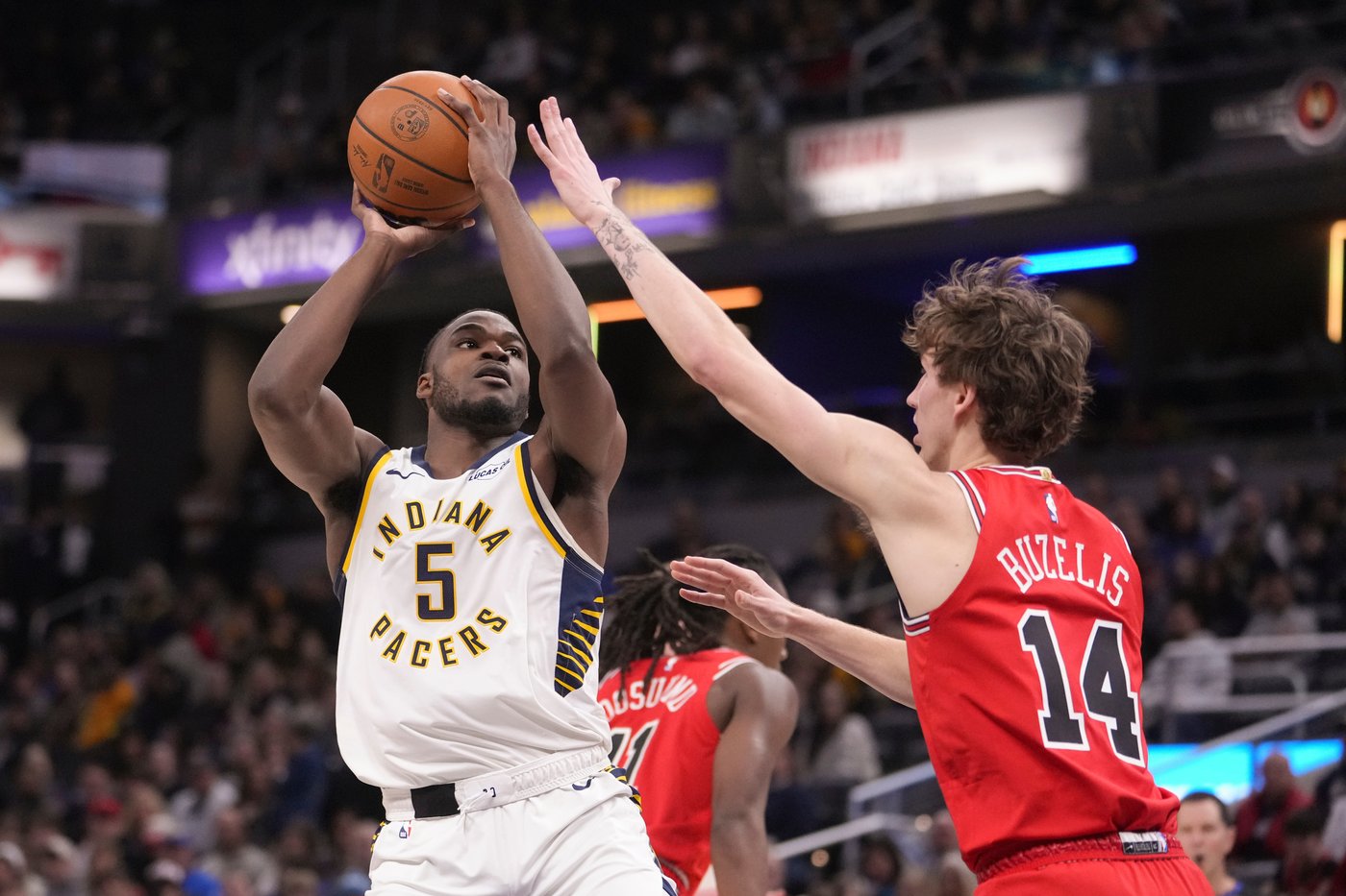 Aaron Nesmith makes go-ahead layup and game-saving block as Pacers rally past Bulls 113-110 | iNFOnews.ca