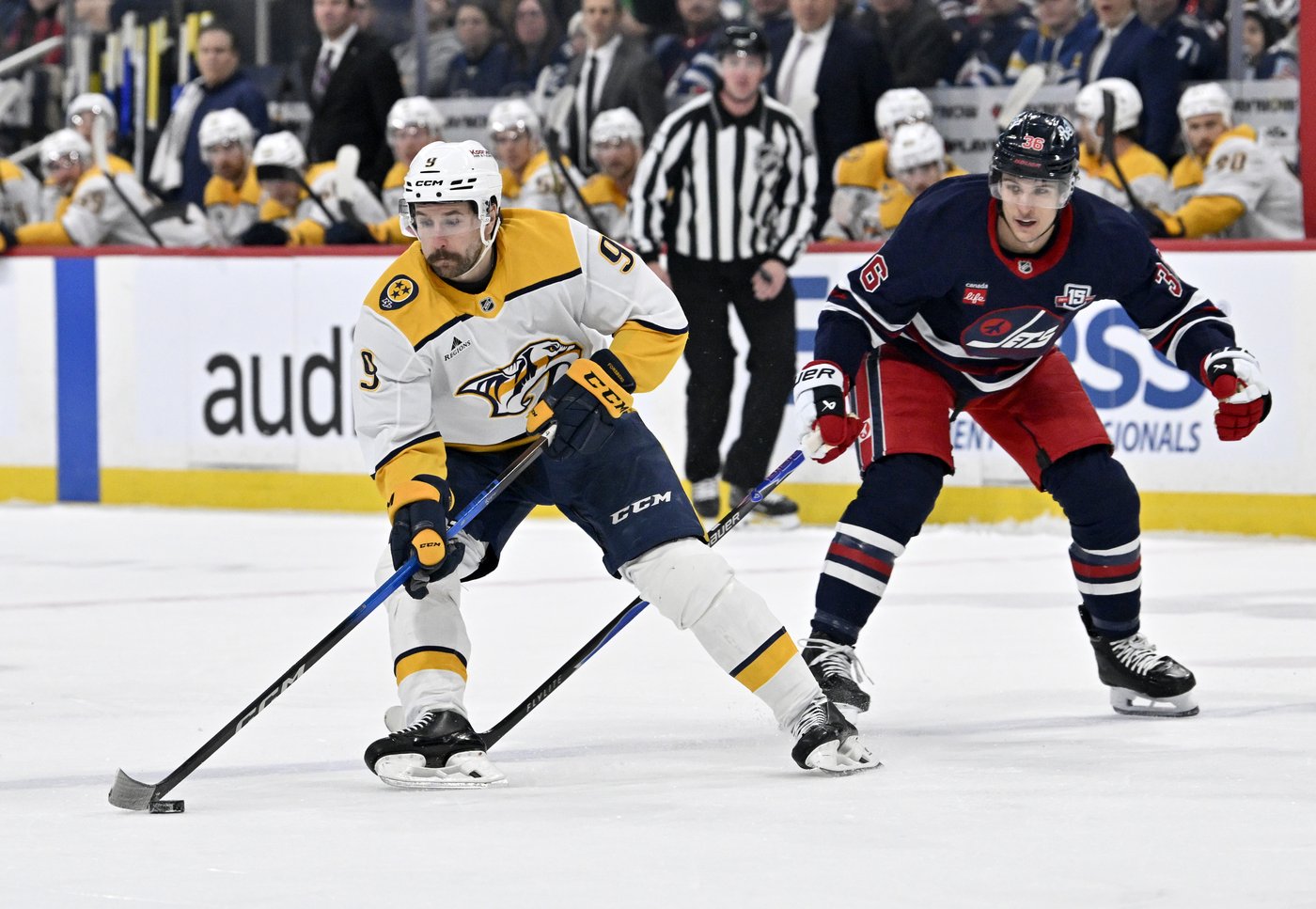 Canadiens' Caufield named NHL's third star of the week behind Kucherov, Forsberg | iNFOnews.ca
