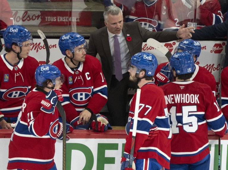 As goalie problems peak, coach St. Louis says Canadiens have regressed | iNFOnews.ca
