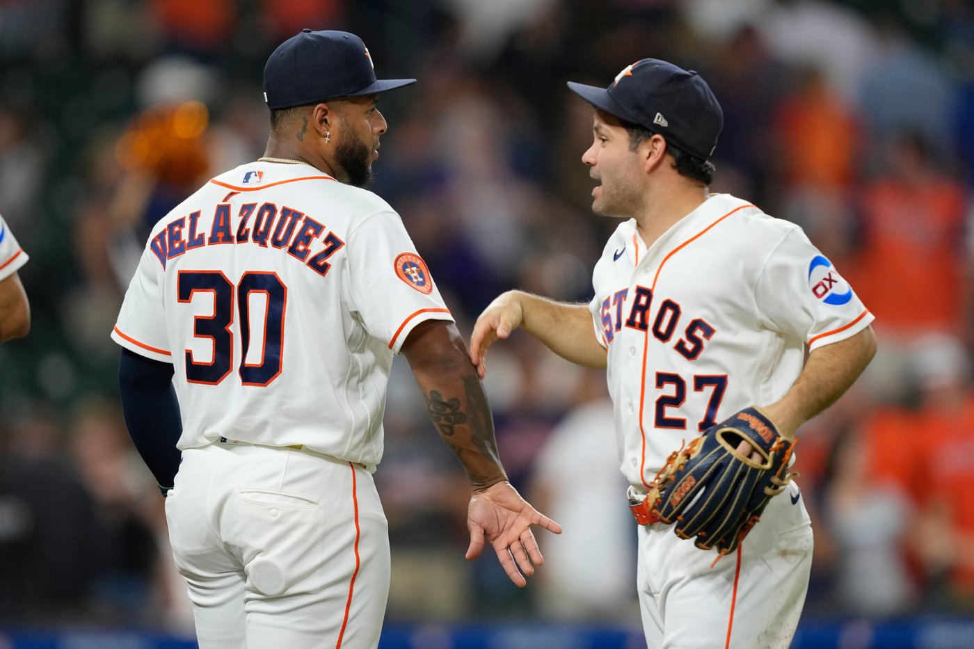 Nelson Velázquez's 2-run single in the 8th inning gives Astros 2-0 win over White Sox | iNFOnews.ca Nelson Velázquez's 2-run single in the 8th inning gives Astros 2-0 win over White Sox | iNFOnews.ca