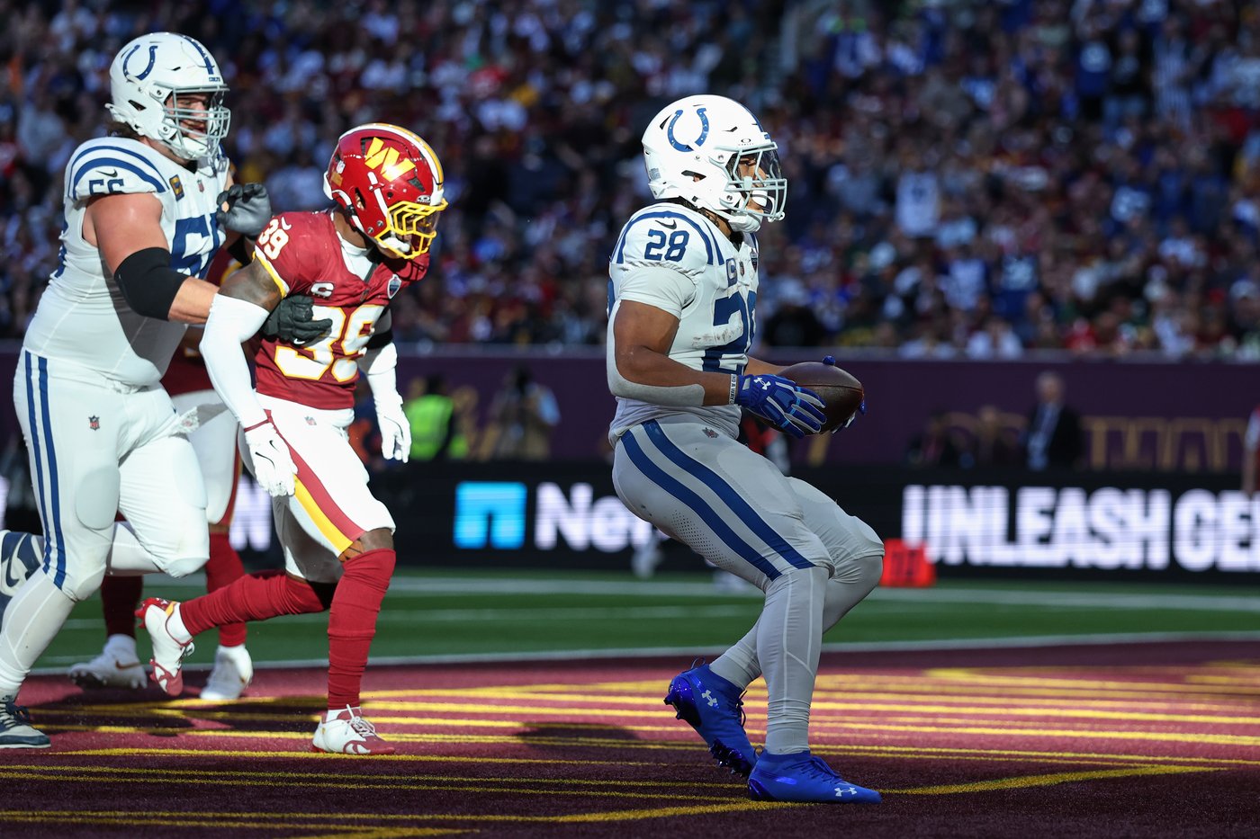 Tea time as Jonathan Taylor runs for 2 TDs and Colts beat Commanders 30-13 in London | iNFOnews.ca