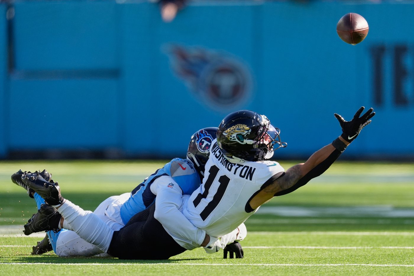 Top photos from Week 13 of the NFL season | iNFOnews.ca