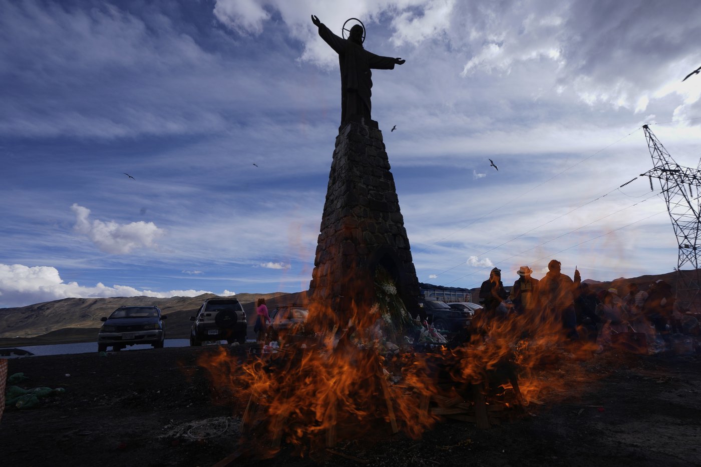 Burnt offerings, whispering to mountains: Inside Bolivians' rituals for Mother Earth | iNFOnews.ca