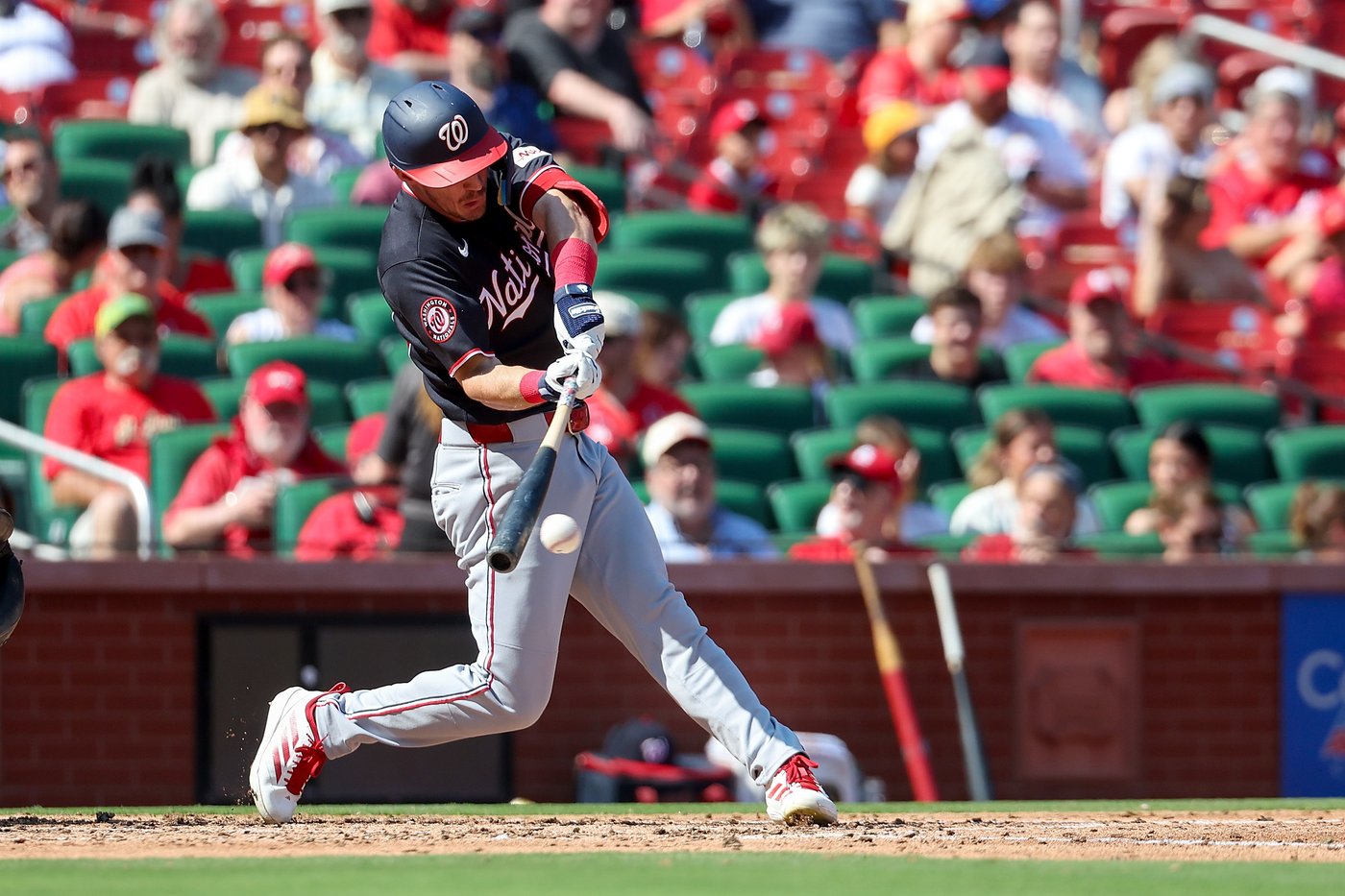Bernal, Herrera homer in eighth inning to help Cardinals beat Nationals 5-3 | iNFOnews.ca