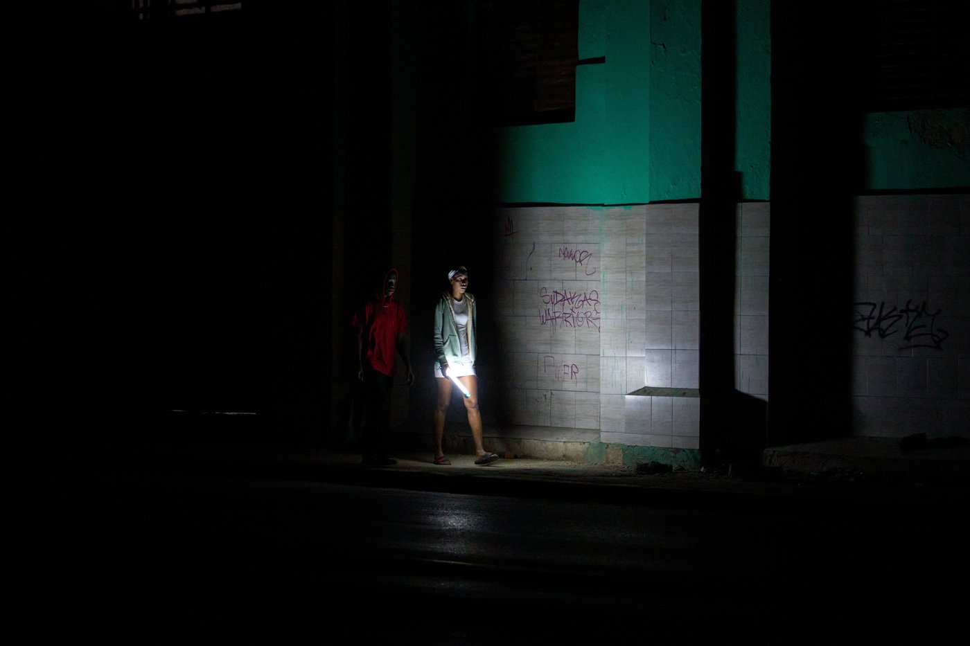 Cuba plunged into islandwide blackout as power crisis worsens, in photos | iNFOnews.ca