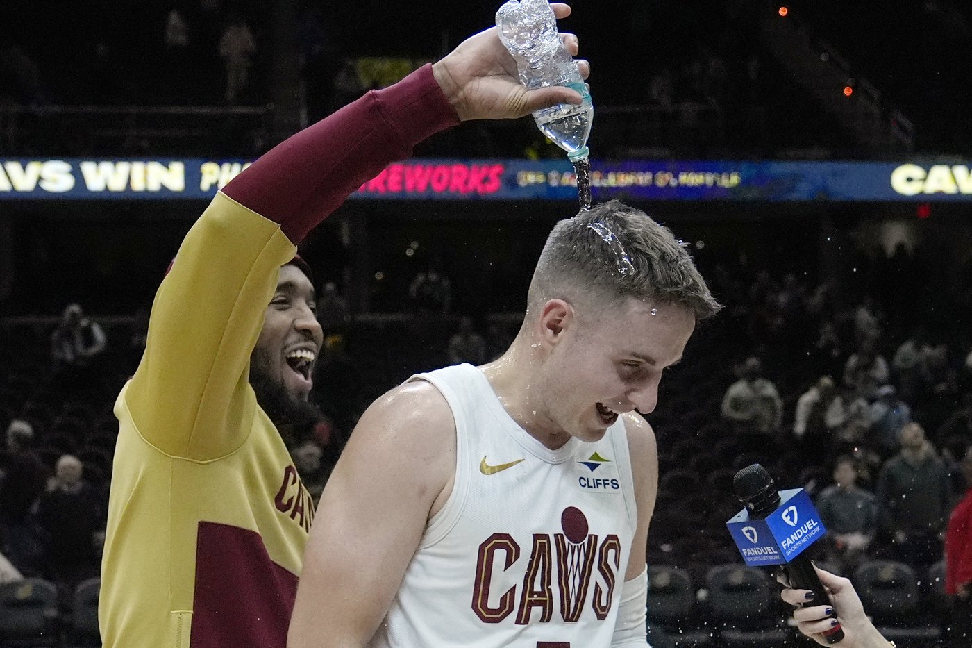 Cavaliers score 91 points in first half and rout undermanned Mavericks after Doncic trade | iNFOnews.ca