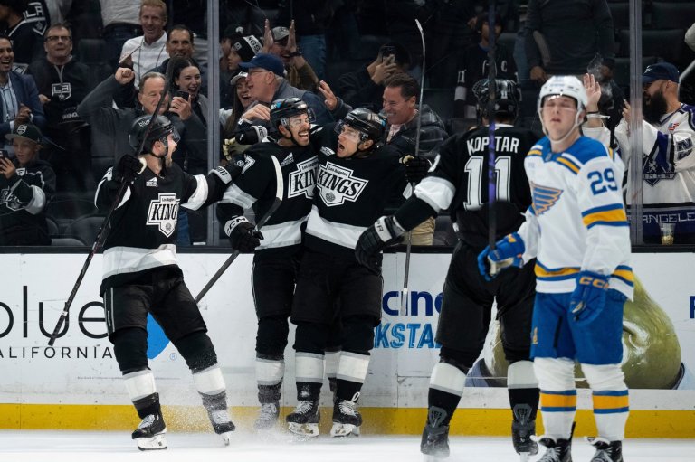 Trevor Moore’s overtime goal lifts Kings to 2-1 win over Blues and into playoff position | iNFOnews.ca
