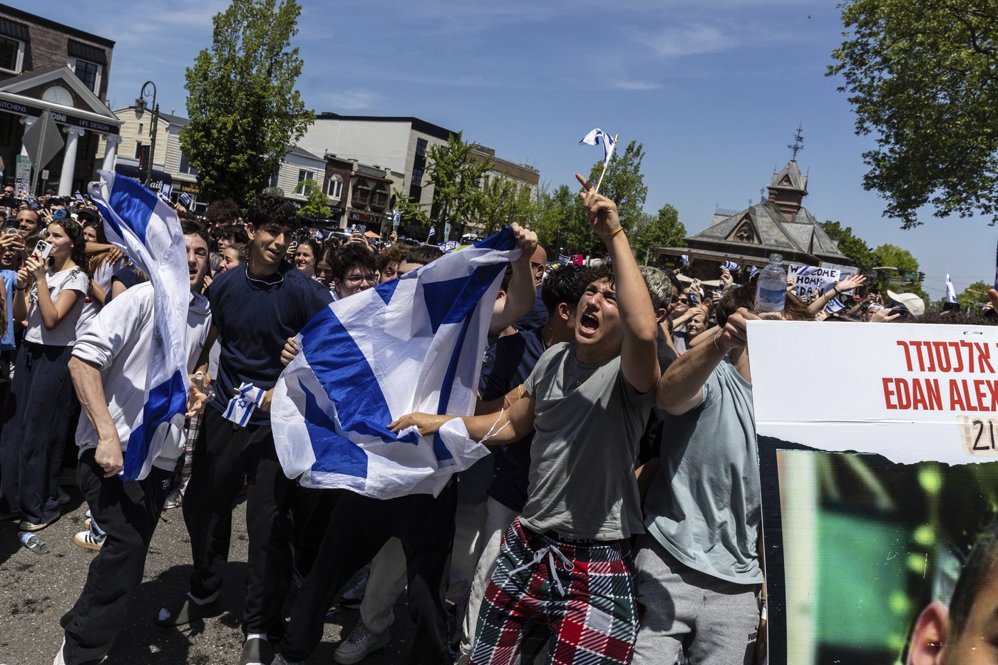 Hamas releases Israeli-American hostage in goodwill gesture toward Trump administration | iNFOnews.ca Hamas releases Israeli-American hostage in goodwill gesture toward Trump administration | iNFOnews.ca