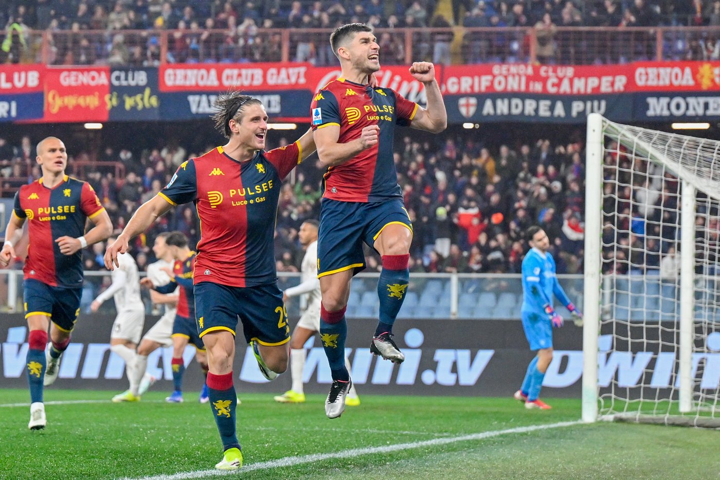 Højlund rescues Napoli with dramatic 3-2 win over Genoa in Serie A | iNFOnews.ca Højlund rescues Napoli with dramatic 3-2 win over Genoa in Serie A | iNFOnews.ca