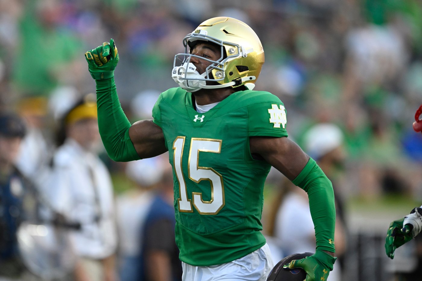 Leonard Moore has 2 interceptions and No. 21 Notre Dame beats Boise State 28-7 | iNFOnews.ca