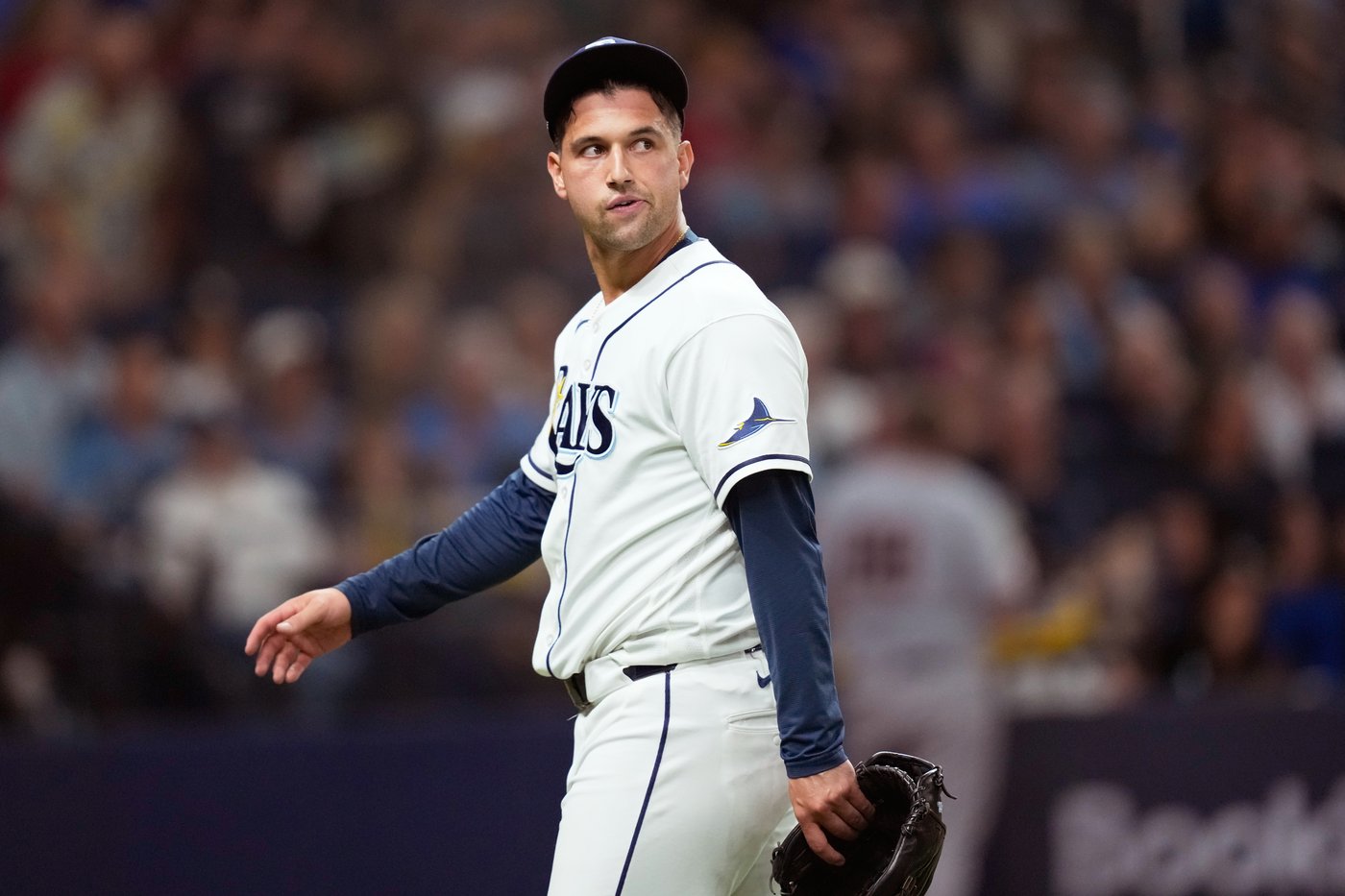 Chase DeLauter and José Ramírez lead the Guardians to a 7-3 win over the Rays in Game 1 of the ALCS | iNFOnews.ca Chase DeLauter and José Ramírez lead the Guardians to a 7-3 win over the Rays in Game 1 of the ALCS | iNFOnews.ca