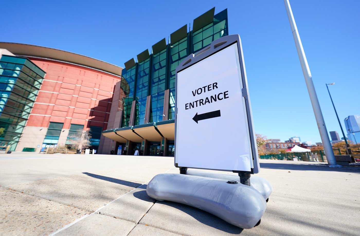 Elections worker who lost job after telling Jon Stewart about safety fears settles lawsuit | iNFOnews.ca Elections worker who lost job after telling Jon Stewart about safety fears settles lawsuit | iNFOnews.ca