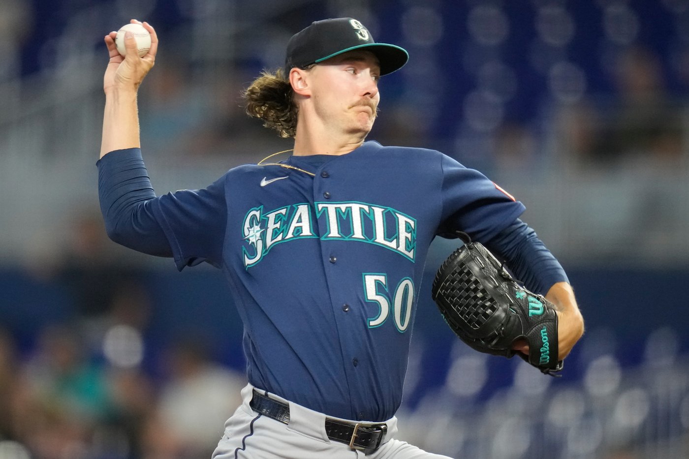 Marlins beat the Mariners 8-4 for a 3-game sweep, extending their win streak to 6 | iNFOnews.ca