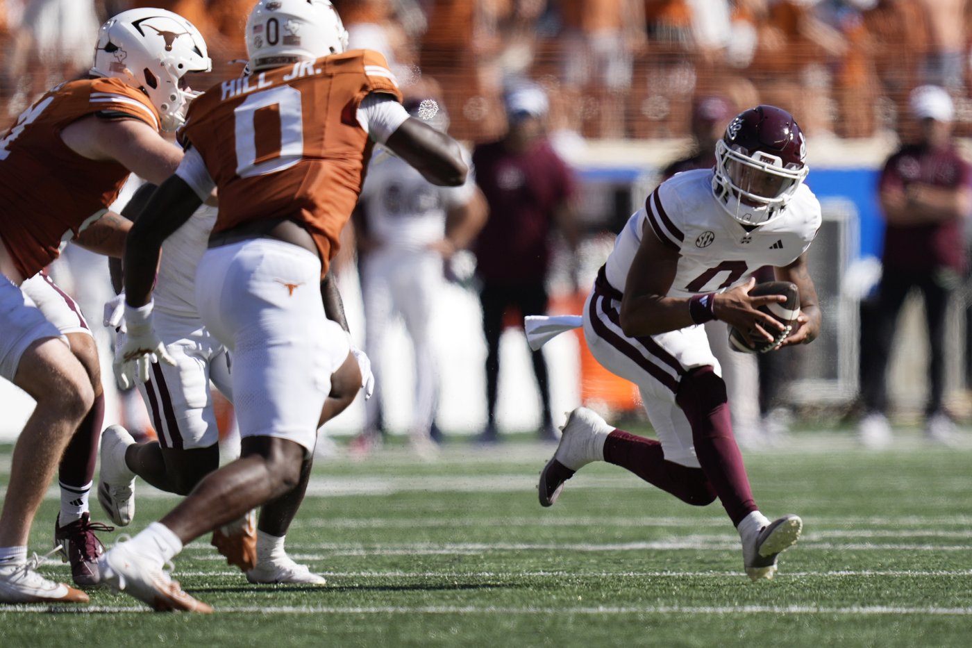 Manning leads No. 1 Texas over Mississippi State as Longhorns earn first SEC victory 35-13 | iNFOnews.ca Manning leads No. 1 Texas over Mississippi State as Longhorns earn first SEC victory 35-13 | iNFOnews.ca