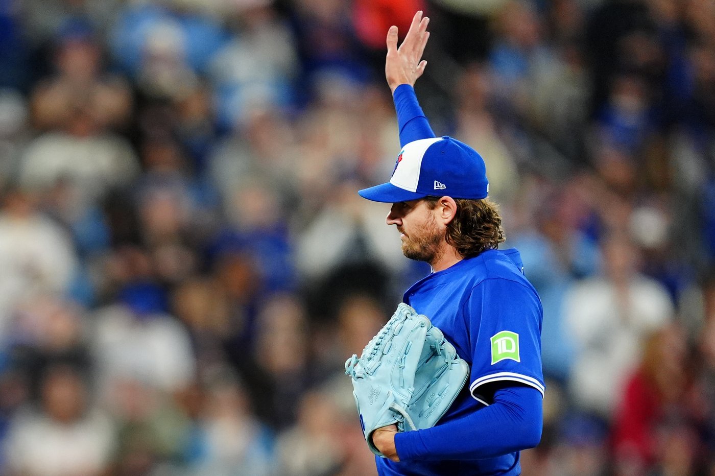 Blue Jays ace Kevin Gausman reaches 2,000 strikeout milestone, 90th all time | iNFOnews.ca