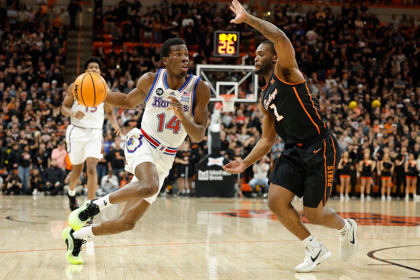 Freshman star Darryn Peterson erupts early as No. 8 Kansas rolls past Oklahoma State 81-69 | iNFOnews.ca Freshman star Darryn Peterson erupts early as No. 8 Kansas rolls past Oklahoma State 81-69 | iNFOnews.ca