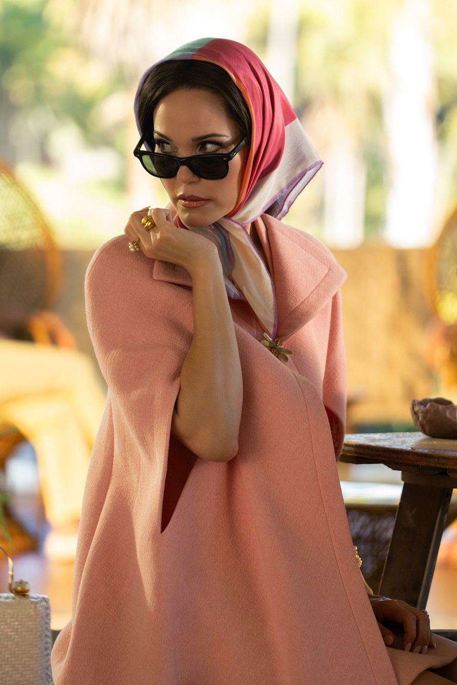 How the funny and feminist fashion in 'Palm Royale' further the storytelling | iNFOnews.ca