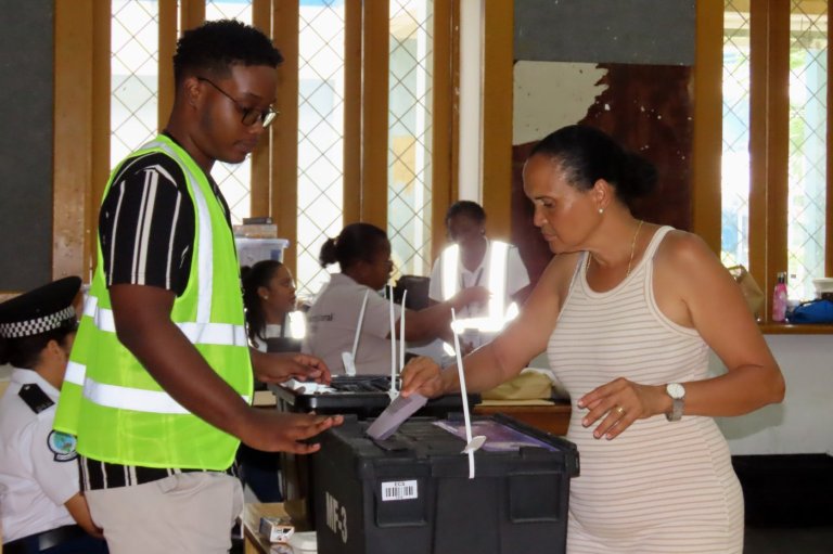 Seychelles to hold rerun presidential election after no outright winner | iNFOnews.ca