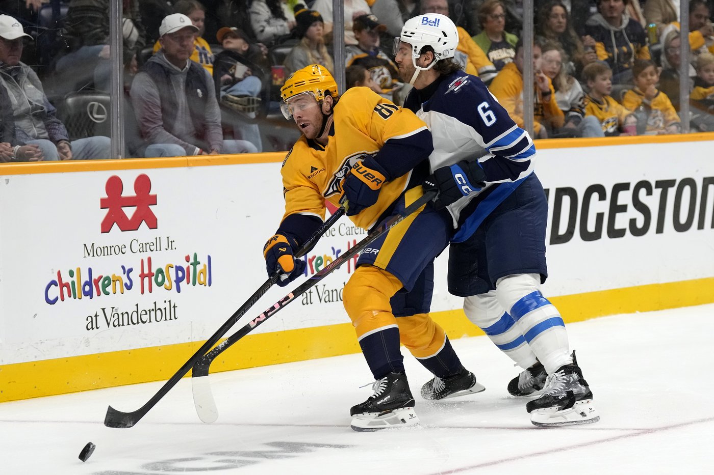 Roman Josi scores twice as Nashville Predators defeat Winnipeg Jets 4-1 | iNFOnews.ca