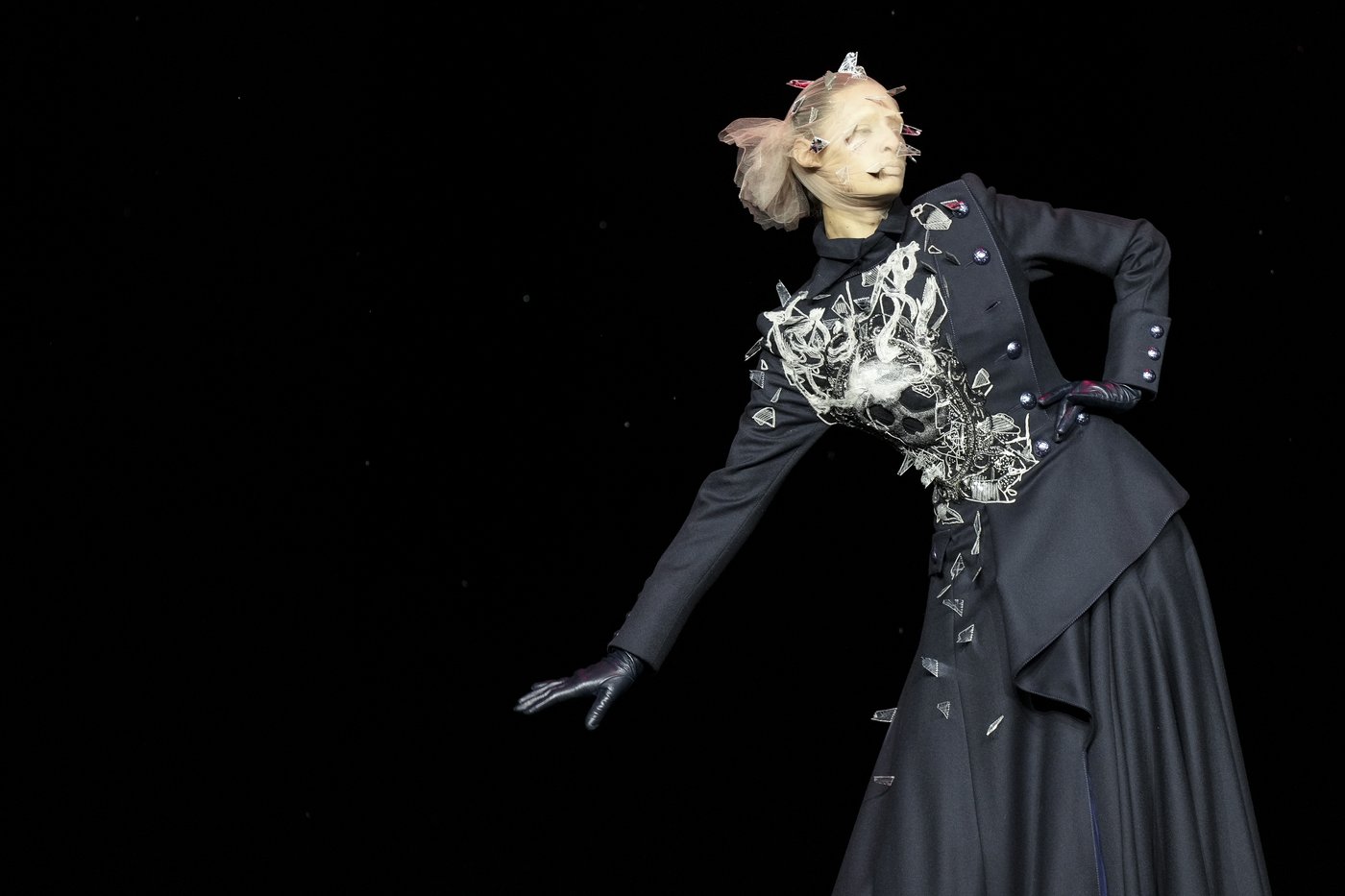 Julien Fournié’s “First Circus” turns couture into a theatrical spectacle in Paris | iNFOnews.ca