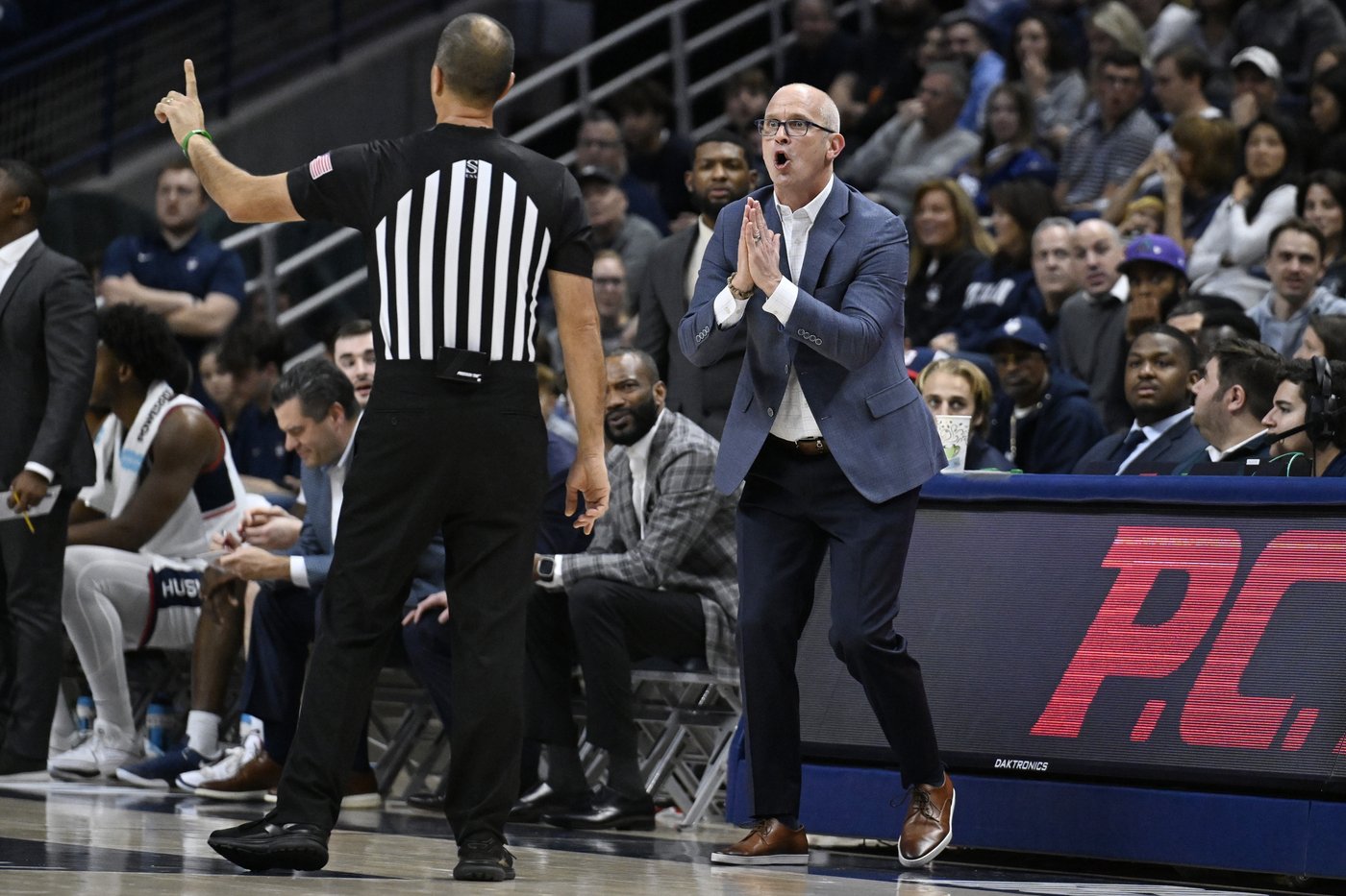 Solo Ball scores 12 points as No. 2 UConn beats East Texas A&M 81-46 | iNFOnews.ca Solo Ball scores 12 points as No. 2 UConn beats East Texas A&M 81-46 | iNFOnews.ca