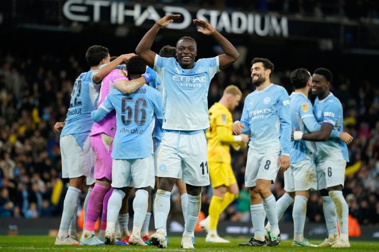 Man City wins penalty shootout to advance in English League Cup | iNFOnews.ca