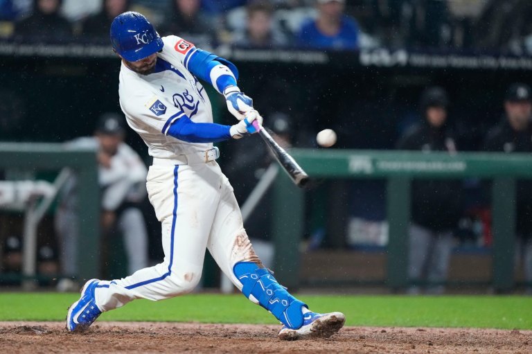 Jonathan India hits grand slam and Kyle Isbel goes 4 for 4 as Royals outslug Twins 13-9 in rain | iNFOnews.ca