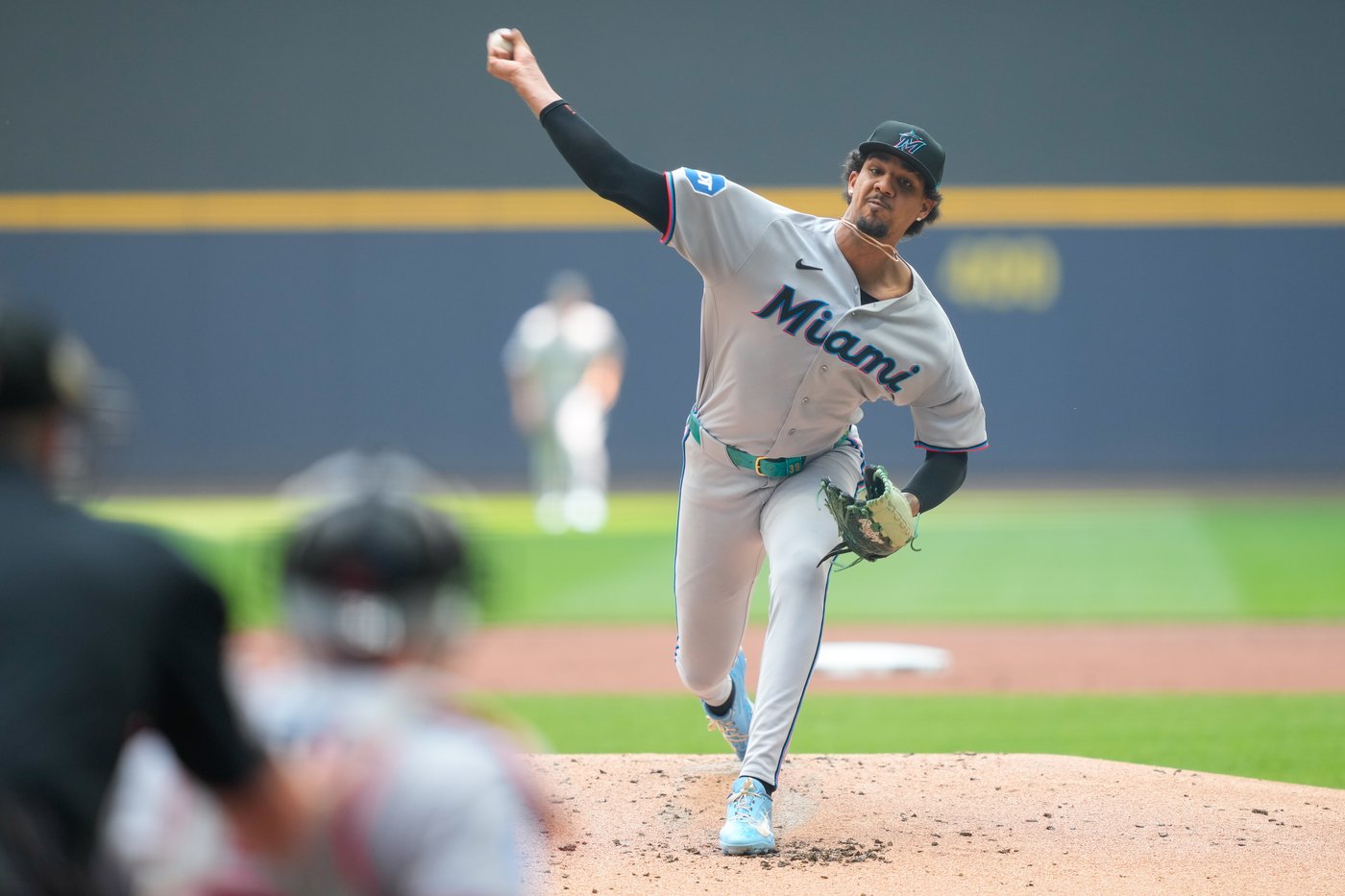 Contreras' 3-run homer in the bottom of the 9th gives Brewers 3-1 win over Marlins | iNFOnews.ca Contreras' 3-run homer in the bottom of the 9th gives Brewers 3-1 win over Marlins | iNFOnews.ca