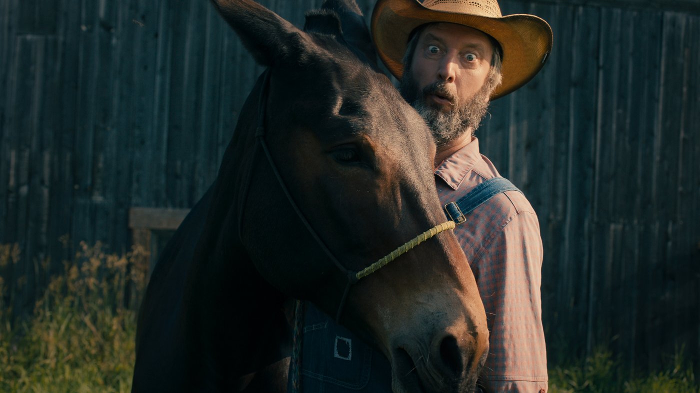 After years of secret pain from cancer, Tom Green finds peace in rural Canadian life | iNFOnews.ca After years of secret pain from cancer, Tom Green finds peace in rural Canadian life | iNFOnews.ca