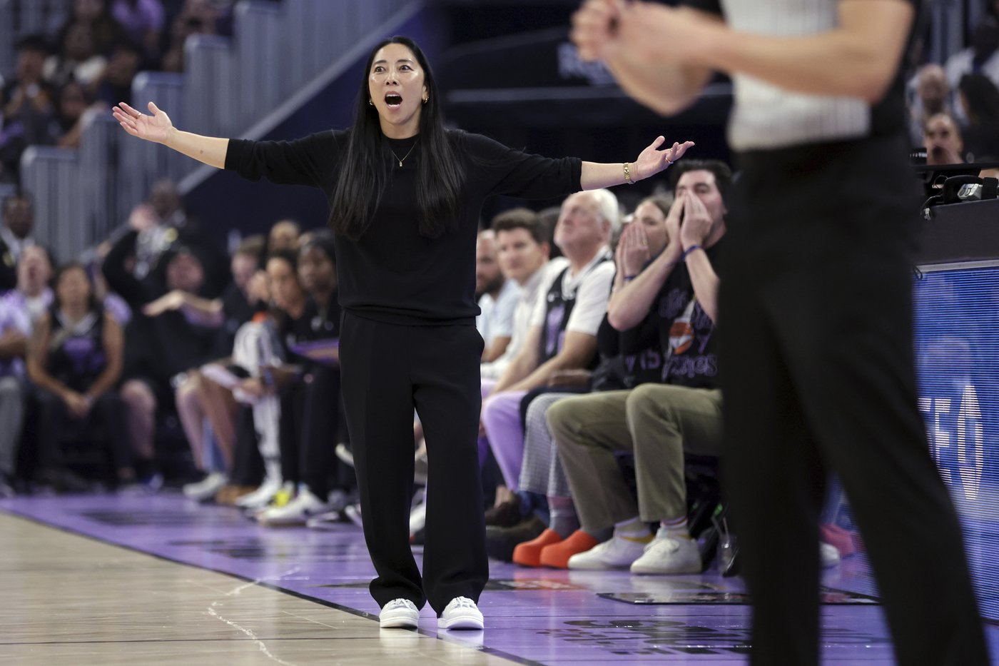 Kahleah Copper scores 25 points as Mercury come from behind to beat Valkyries 98-91 | iNFOnews.ca