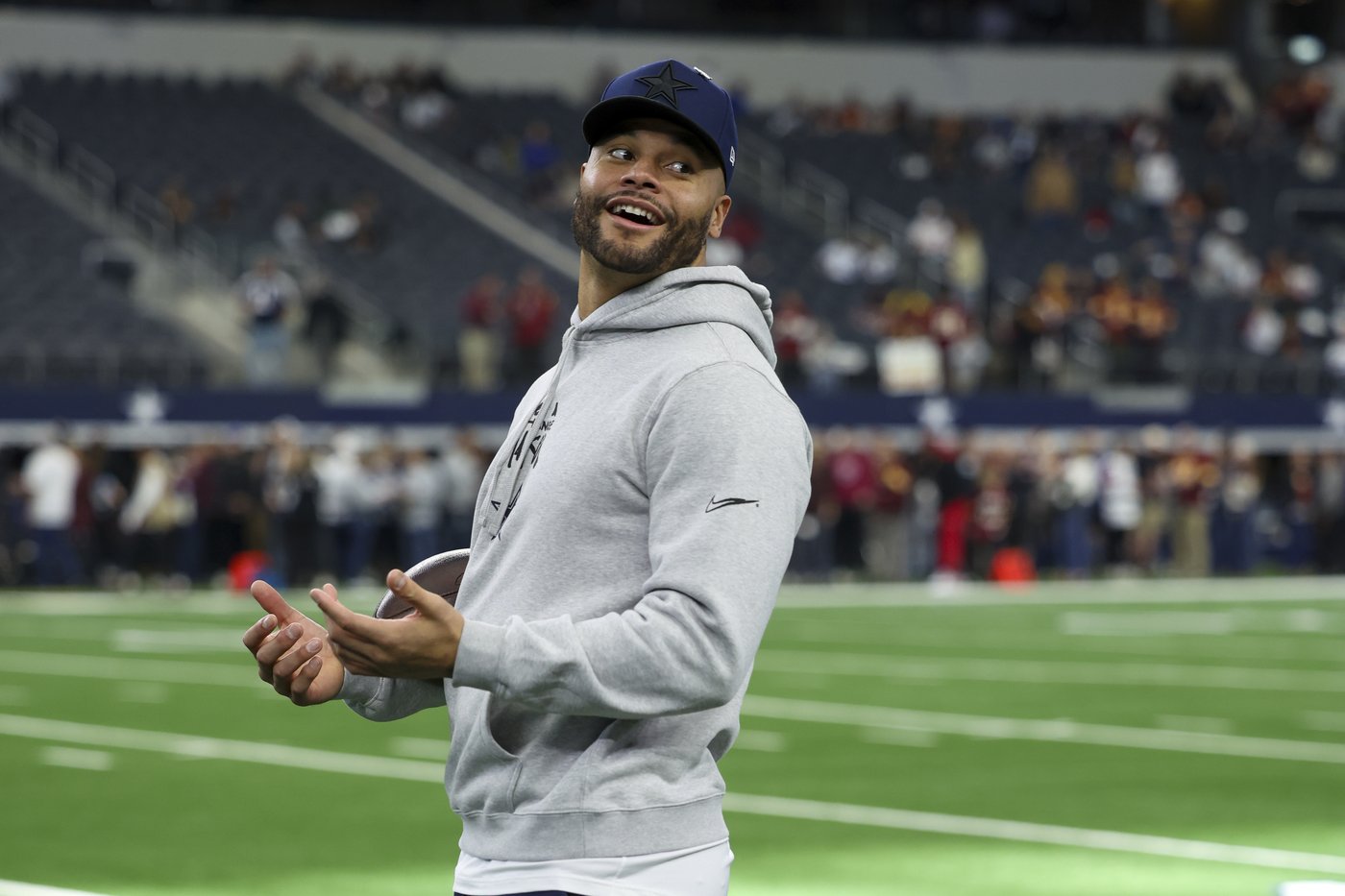 Cowboys stars want Mike McCarthy back as coach. Owner Jerry Jones has to make that decision | iNFOnews.ca Cowboys stars want Mike McCarthy back as coach. Owner Jerry Jones has to make that decision | iNFOnews.ca