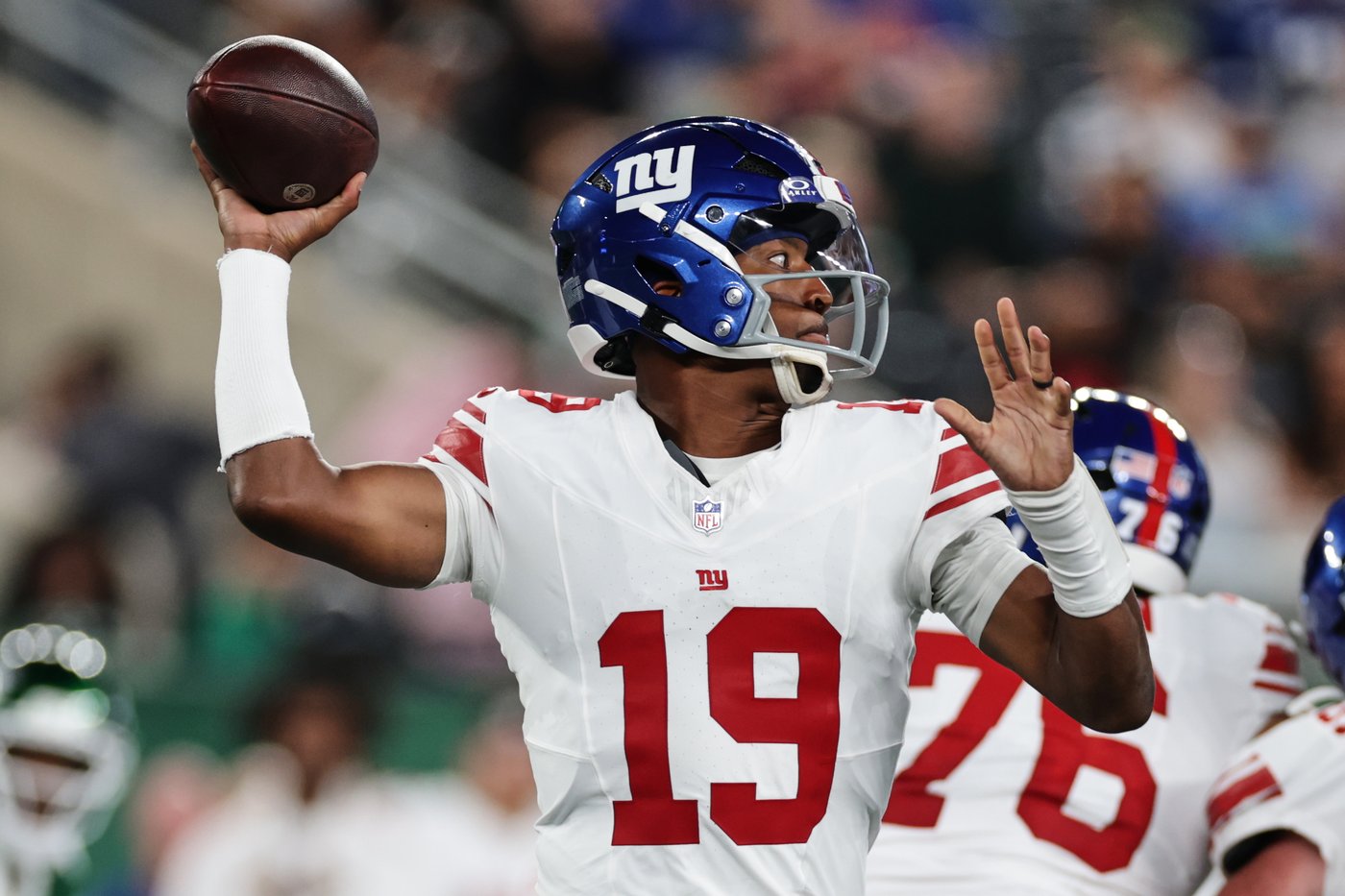 Giants sign QB Jameis Winston and left guard Jon Runyan to 2-year extensions, AP source says | iNFOnews.ca Giants sign QB Jameis Winston and left guard Jon Runyan to 2-year extensions, AP source says | iNFOnews.ca