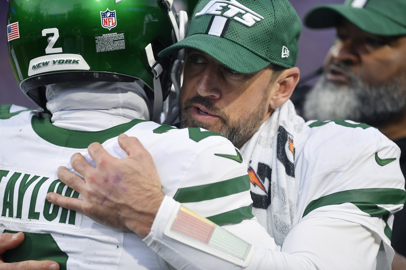 Bills clinch the AFC's No. 2 seed with a 40-14 rout of the undisciplined Jets | iNFOnews.ca Bills clinch the AFC's No. 2 seed with a 40-14 rout of the undisciplined Jets | iNFOnews.ca