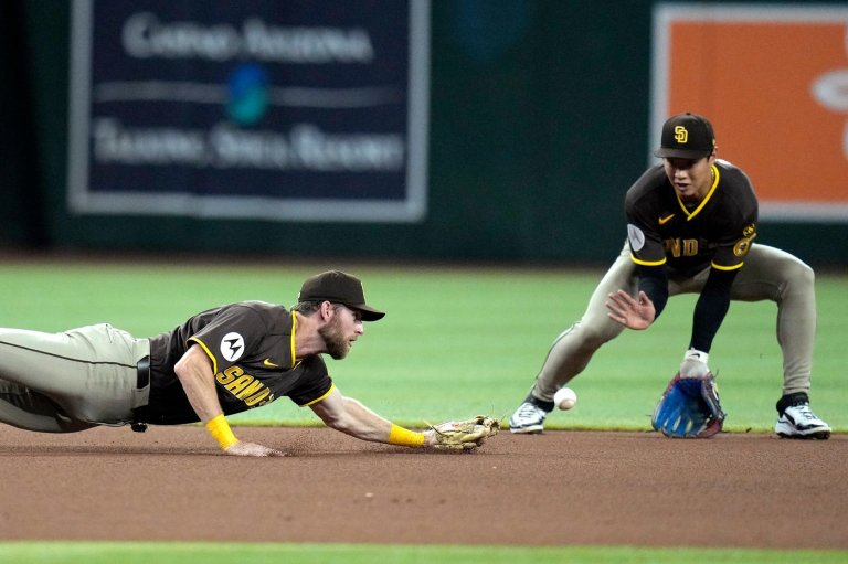 Padres sign OF Austin Hays, send Gage Workman to Triple-A | iNFOnews.ca
