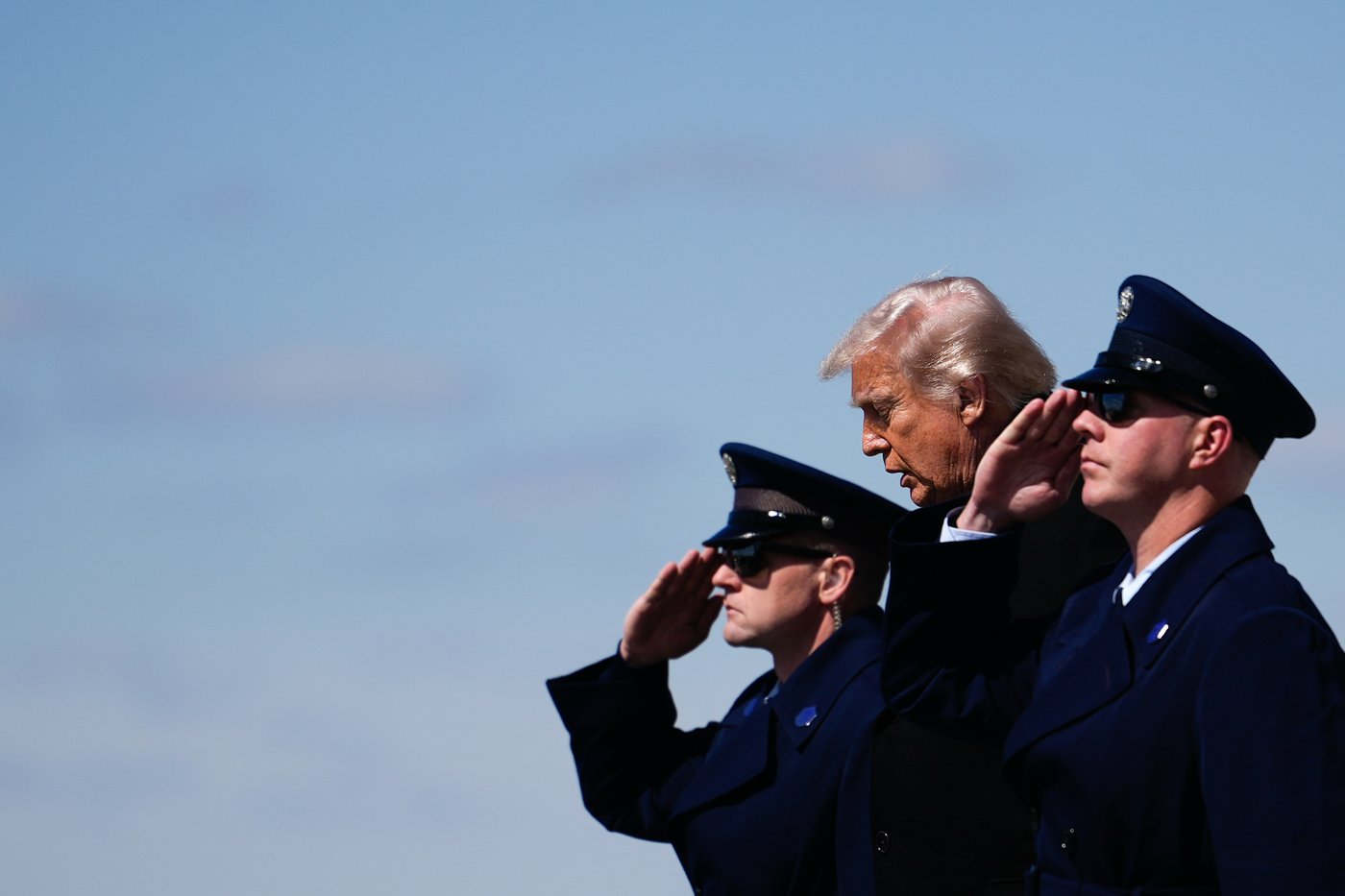 Trump pays his respects in Delaware to 6 US service members killed in the Middle East | iNFOnews.ca