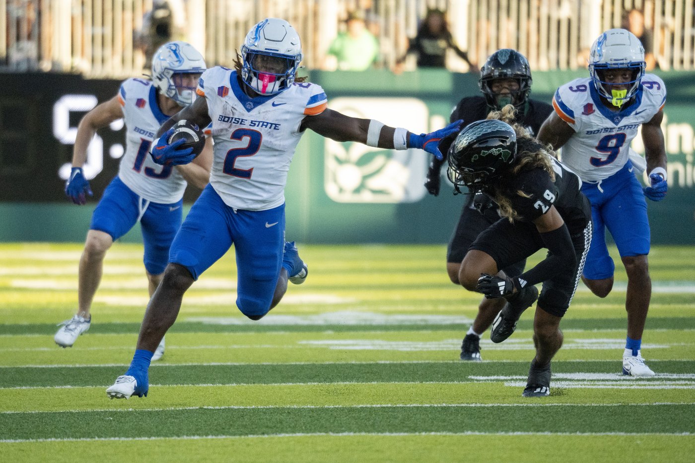 Jeanty rushes for 217 yards and TD, catches TD pass and Boise State downs Hawaii 28-7 | iNFOnews.ca Jeanty rushes for 217 yards and TD, catches TD pass and Boise State downs Hawaii 28-7 | iNFOnews.ca