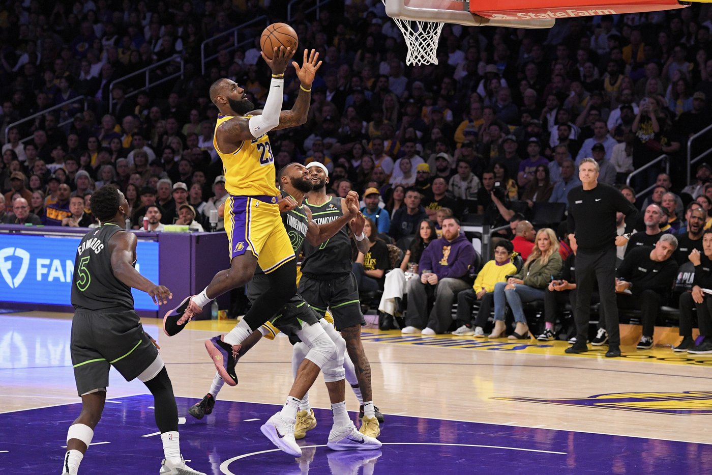 Rudy Gobert dominates small-ball Lakers and the Timberwolves advance with a 103-96 win in Game 5 | iNFOnews.ca Rudy Gobert dominates small-ball Lakers and the Timberwolves advance with a 103-96 win in Game 5 | iNFOnews.ca